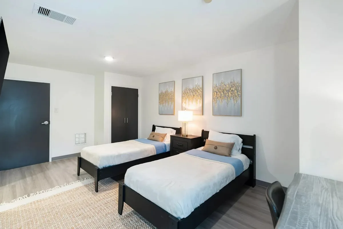 Infinite Recovery Treatment Center - Houston Admissions - Photo 2