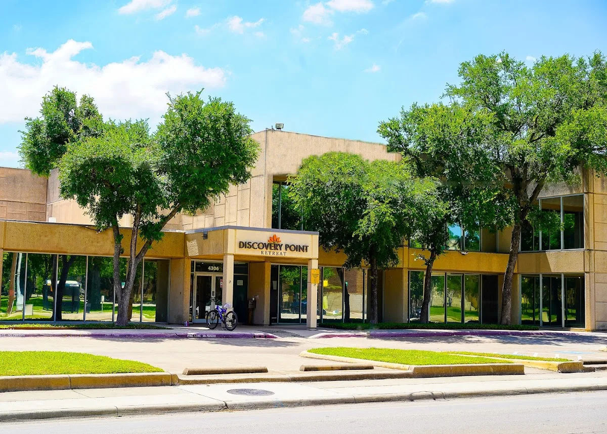 Discovery Point Retreat - Photo 4