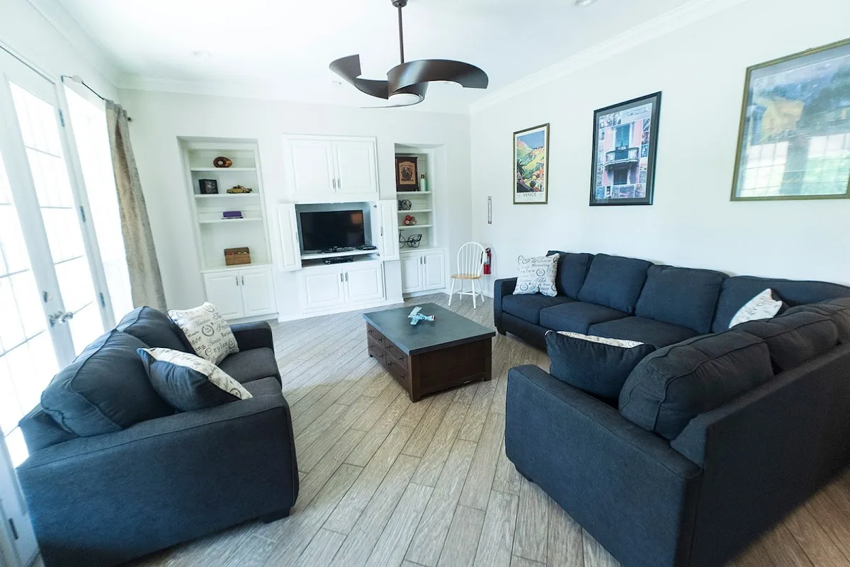 More Than Rehab - Photo 5