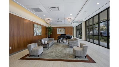 River Oaks Hospital & Clinics - Photo 1