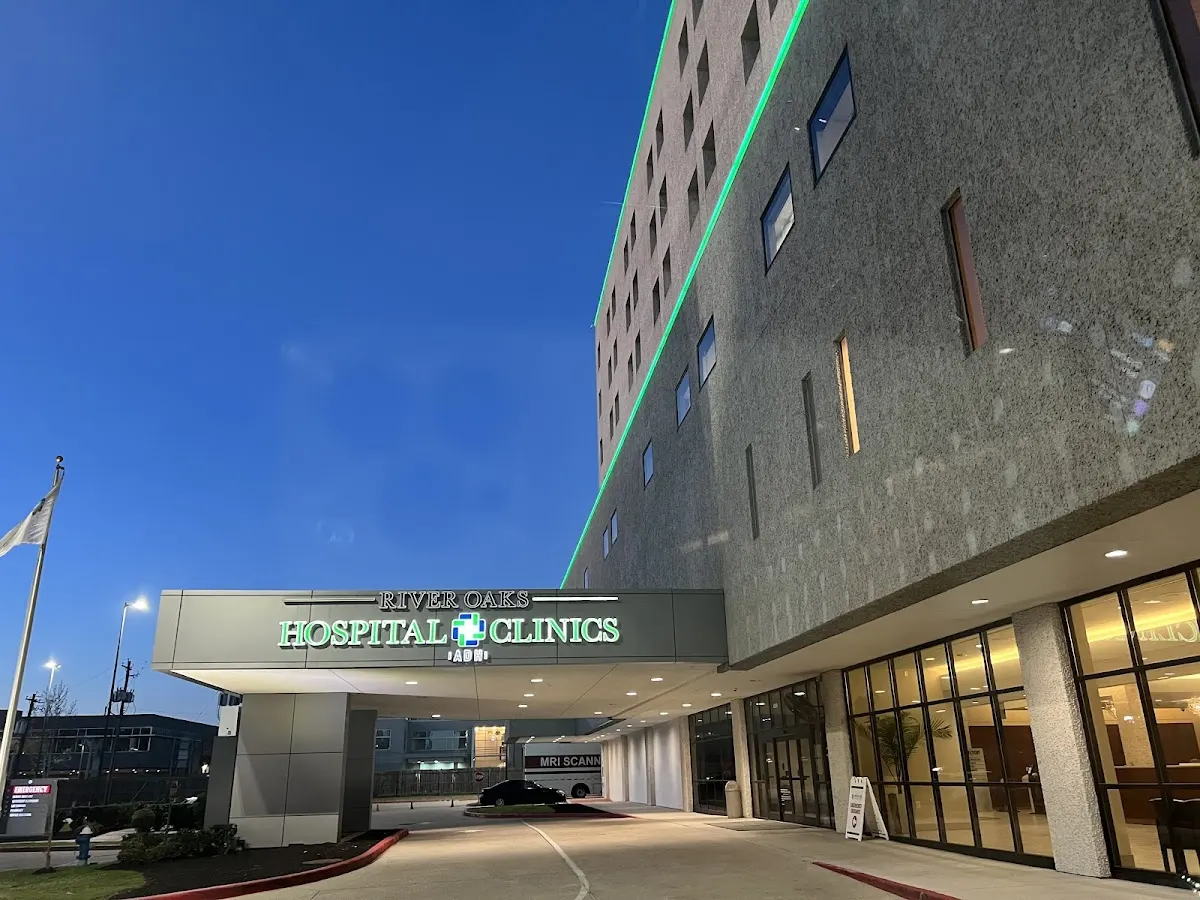 River Oaks Hospital & Clinics - Foto 5