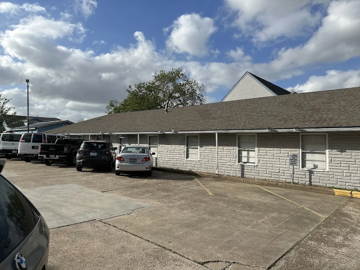 AAMA Prevention & Counseling Offices - Photo 3