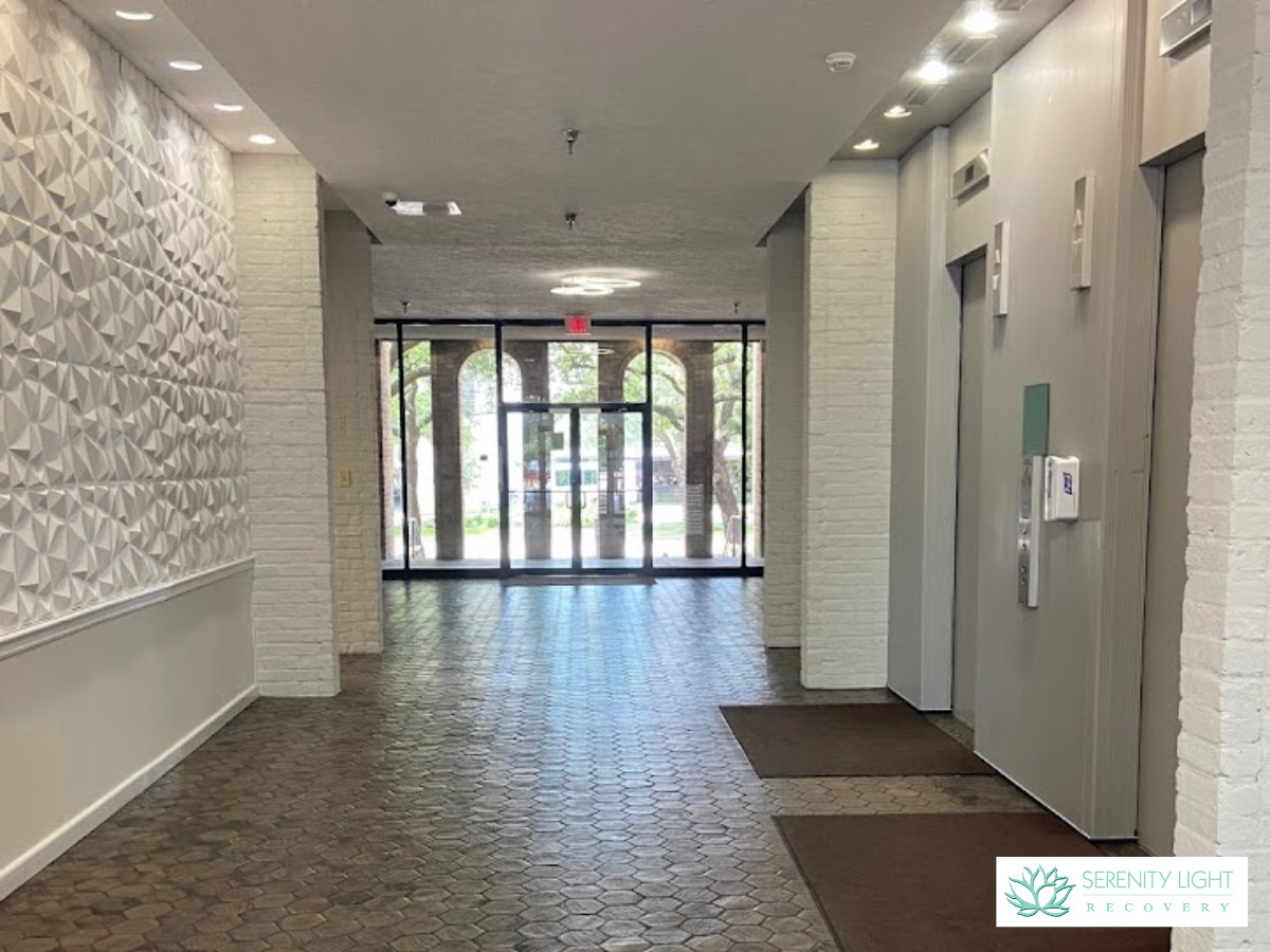 Serenity Light Recovery Center - Outpatient - 照片 4