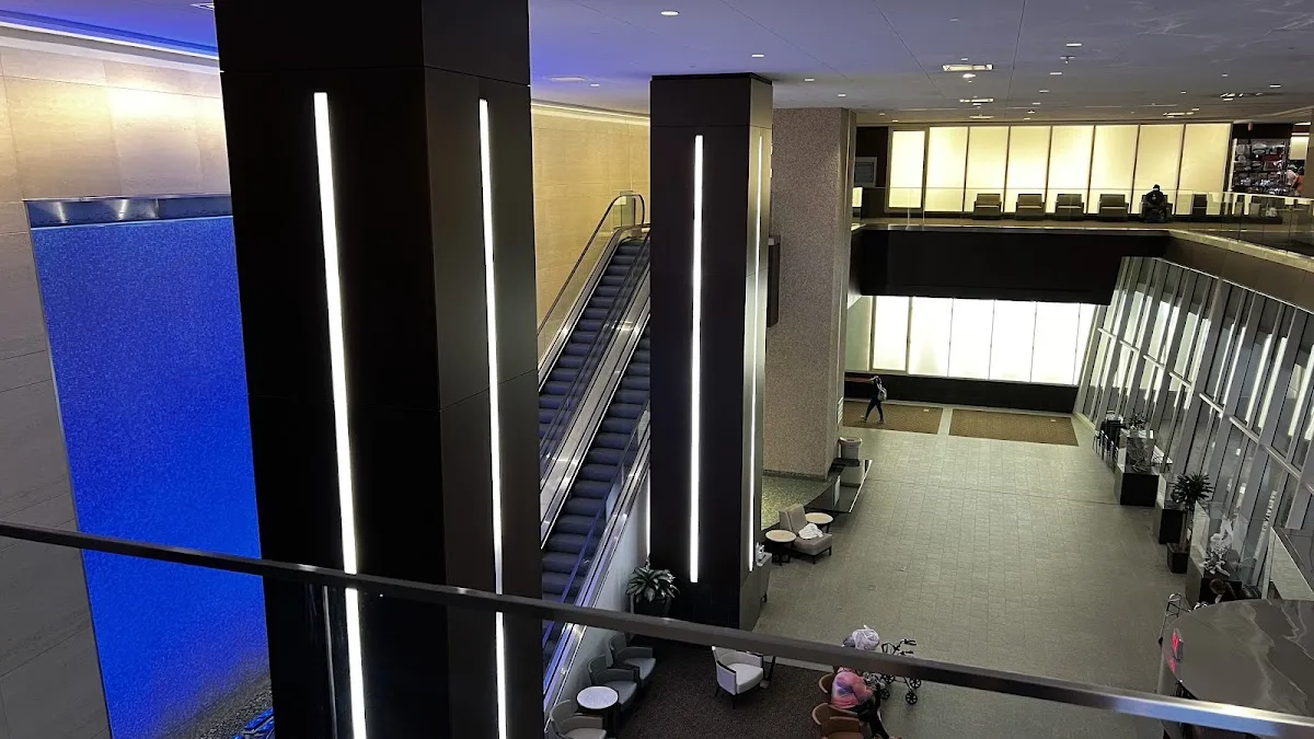 Houston Methodist Outpatient Center - Ảnh 3