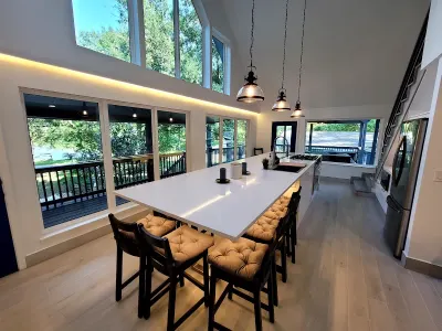 Azul House Sober Living - Photo 2