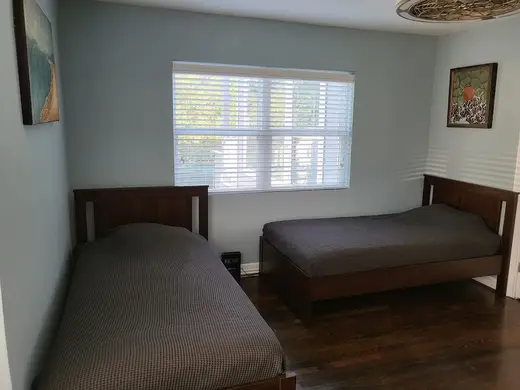 Riverside Recovery House-Sober Home - interior photo