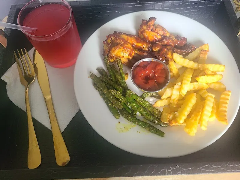 Miami Recovery House - Photo 4