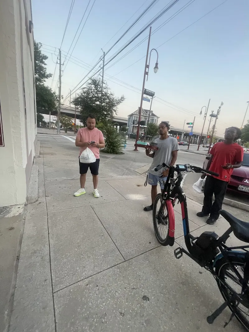 Leidel Federal Halfway House - Photo 2