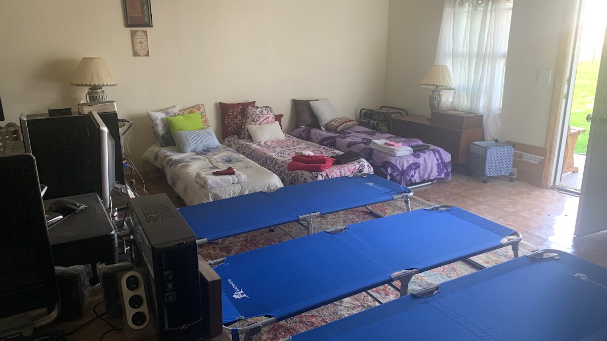 Ivy'S Transitional Housing for God's People - Photo 4