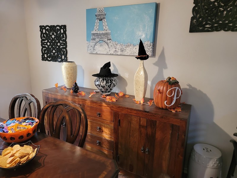 Valescere Sober Living for Women - Photo 6