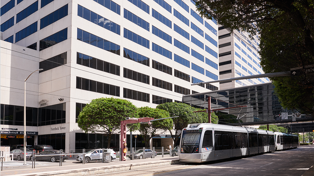 Houston Methodist Physical Medicine and Rehabilitation Associates - Photo 5