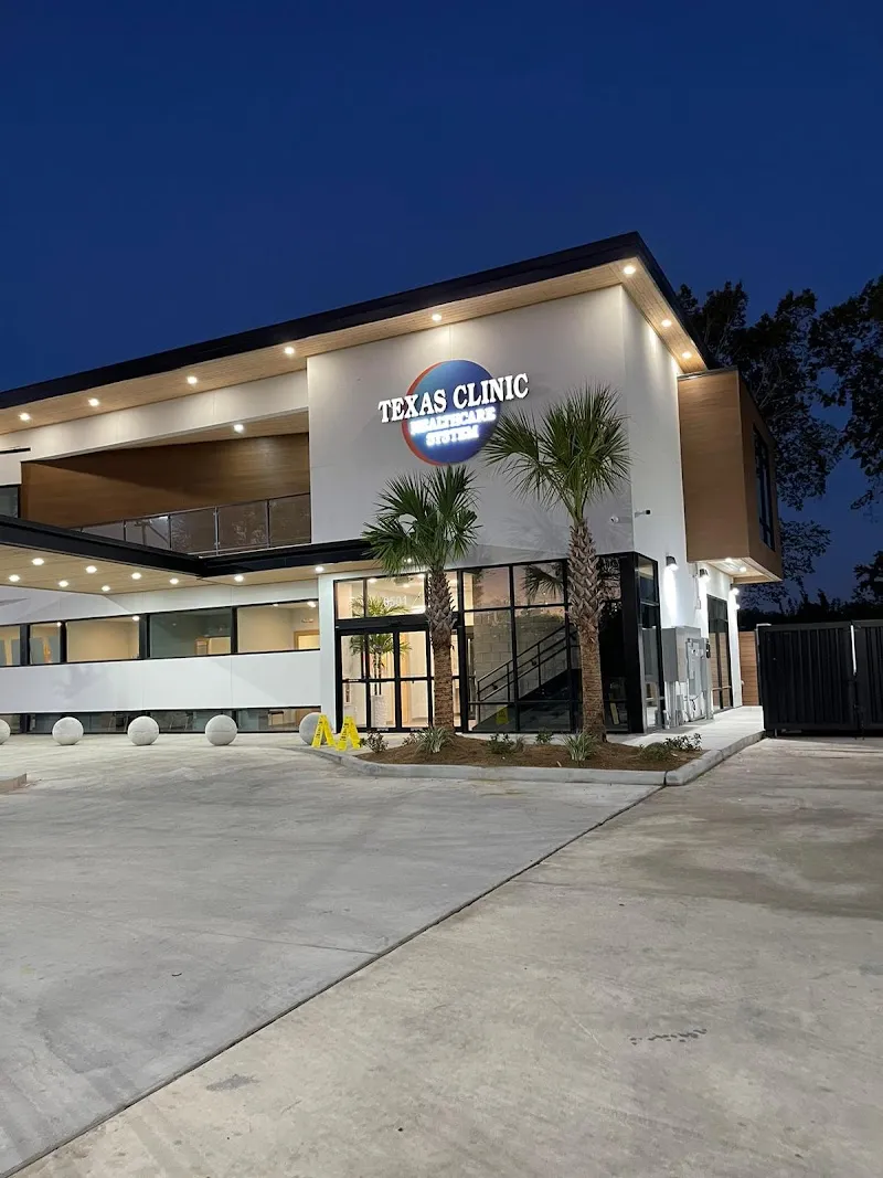 Texas Clinic - Photo 2